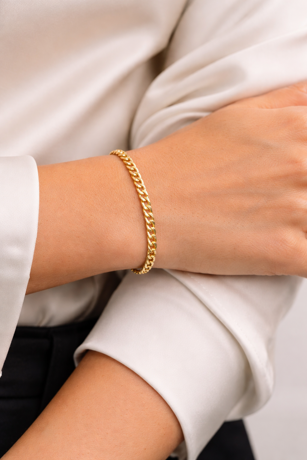 Cuban Bracelet 4 mm in 18K Gold