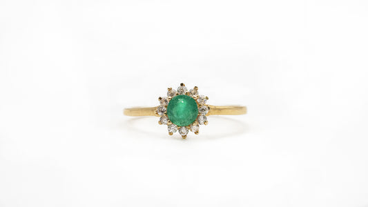 Emerald Ring in 18k Gold
