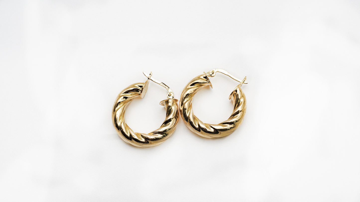 Hoops Torcidos 18K – 12–14 mm